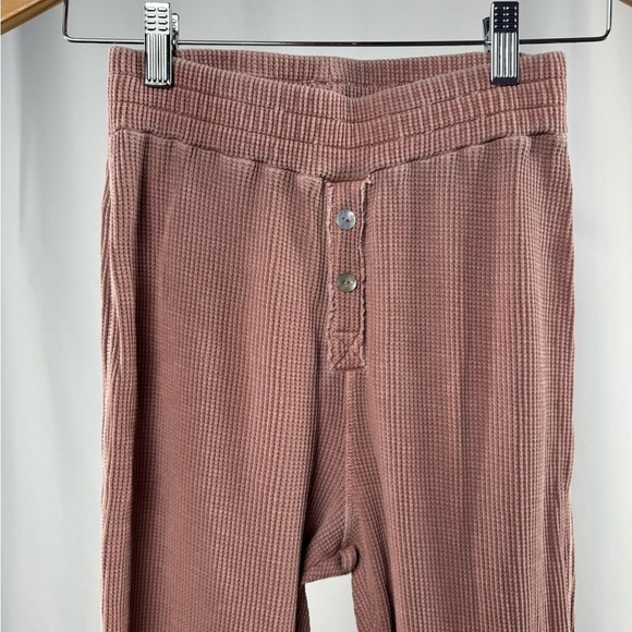 Tularosa Green The Vista Henley Top & Legging in Rose Pink Size Extra Small - Picture 10 of 14